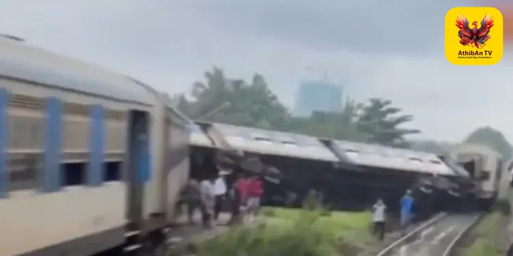 இலங்கையில் கோர விபத்து: கொழும்பு நோக்கிச் சென்ற ரயில் தடம் புரண்டு கவிழ்ந்தது – பயணிகள் படுகாயம்!
