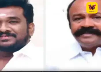 ஒரே ஒரு வாக்கு வித்தியாசம்: தவெக வேட்பாளர் பதவியேற்கத் தடை கோரி முன்னாள் அமைச்சர் பெரியகருப்பன் வழக்கு – இன்று விசாரணை!