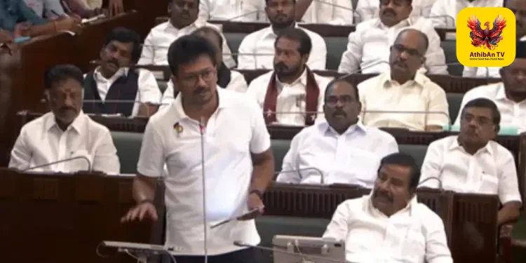 “சோபா செட் அனுப்பி அமைக்கப்பட்ட ஆட்சி அல்ல திமுக ஆட்சி” – முதலமைச்சர் விஜய்க்கு உதயநிதி ஸ்டாலின் கடும் கண்டனம்!