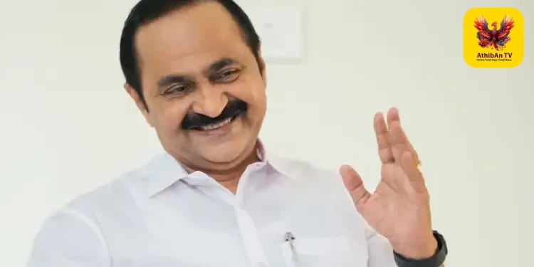 கேரள முதலமைச்சராக வி.டி.சதீஷன் தேர்வு: 10 ஆண்டுகளுக்குப் பிறகு காங்கிரஸ் ஆட்சி அமைகிறது!