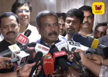 “மக்கள் விரோத அரசியலால் தமிழக மக்களின் நம்பிக்கையை திமுக இழந்துவிட்டது” – சென்னையில் மத்திய அமைச்சர் தர்மேந்திர பிரதான் அதிரடி பேட்டி; புதிய முதல்வர் விஜய்க்கு வரவேற்பு!