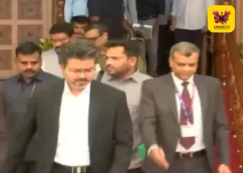 சோனியா, ராகுல் சந்திப்பு ரத்து: 2 நாள் டெல்லி பயணத்தை முடித்துக்கொண்டு தமிழகம் புறப்பட்டார் முதலமைச்சர் விஜய்!