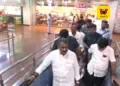 “தனியார் வாகனங்களைக் குறைத்து பொதுப் போக்குவரத்தைப் பயன்படுத்துங்கள்!” – சென்னையில் எரிபொருள் சிக்கன விழிப்புணர்விற்காக மெட்ரோவில் பயணித்த மத்திய அமைச்சர் எல். முருகன்!