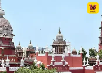 “பணம் கொடுத்தால் கடவுளைக் கட்டியணைக்க முடியுமா?” – விஐபி தரிசன விவகாரத்தில் தமிழக அரசுக்குச் சென்னை உயர் நீதிமன்றம் சரமாரி கேள்வி!