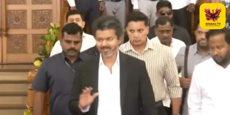 டெல்லியில் தமிழக முதல்வர் விஜய்யின் பயணக் குளறுபடி: பின்னணி என்ன? – முழு விவரம்!