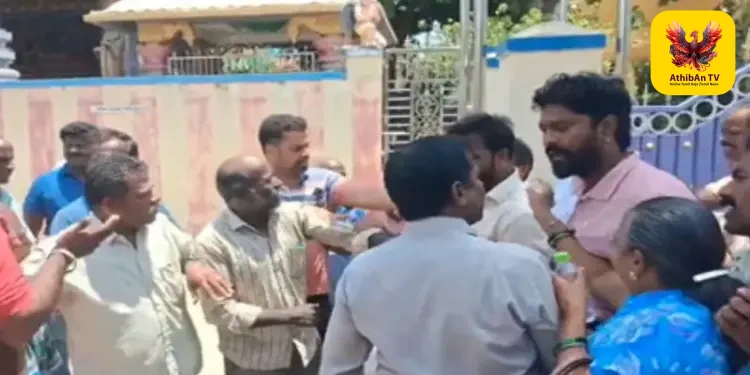 சென்னை மணலியில் பயங்கர மோதல்: போலீசார் கண்முன்னே ஆயுதங்களால் தாங்கிக்கொண்ட இரு தரப்பினர் – 3 பேர் காயம்!
