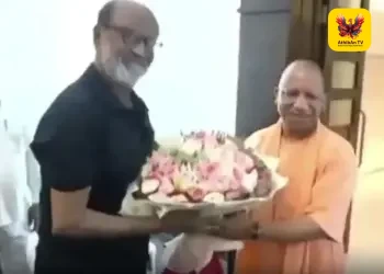 ஆன்மீக அரசியல் திருப்பம்? உ.பி முதலமைச்சர் யோகி ஆதித்யநாத்துடன் ரஜினிகாந்த் திடீர் சந்திப்பு!