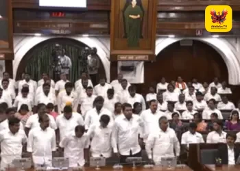 சட்டப்பேரவையில் பரபரப்பு: 144 எம்.எல்.ஏ.க்களின் ஆதரவுடன் தவெக அரசு வெற்றி – அதிமுகவில் பிளவு!