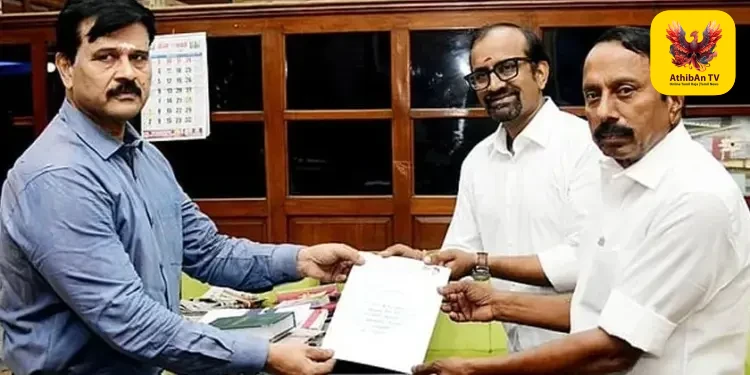 திருச்சி கிழக்கு தொகுதி எம்.எல்.ஏ பதவி ராஜினாமா: தவெக-வின் அடுத்த வேட்பாளர் யார்?
