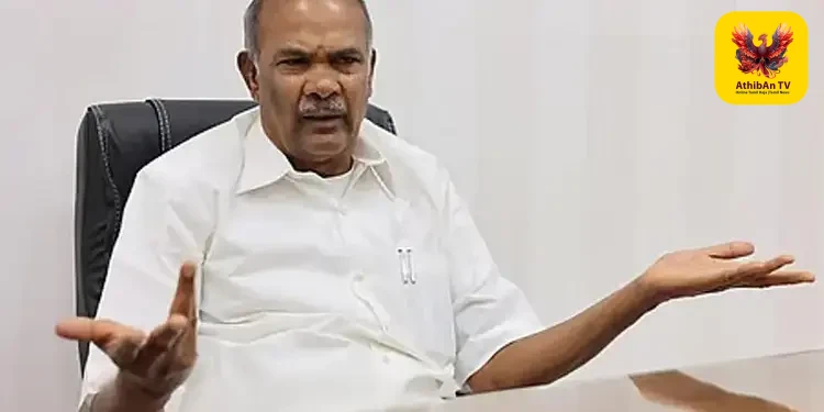 நெல்லை: சபாநாயகர் அப்பாவு பின்னடைவு – ராதாபுரத்தில் த.வெ.க வேட்பாளர் கிறிஸ்டோபர் அதிரடி முன்னிலை!
