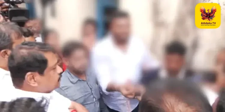 கும்மிடிப்பூண்டியில் 3 வயது சிறுமி பாலியல் வன்கொடுமை: ஸ்டான்லி மருத்துவமனைக்கு நேரில் சென்று நயினார் நாகேந்திரன் ஆறுதல்!
