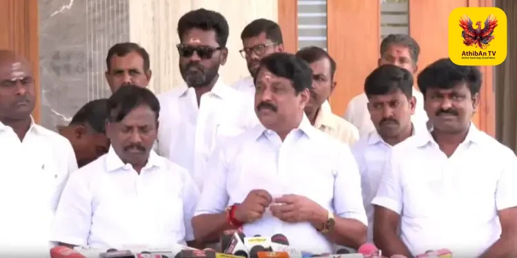 தவெக காங்கிரஸ் கட்சியின் பினாமி போல செயல்படுகிறது: பாஜக தலைவர் நயினார் நாகேந்திரன் சாடல்!