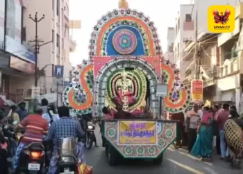 வைகாசி மாதத்தை முன்னிட்டு வரலாற்றுச் சிறப்புமிக்க தஞ்சாவூரில் முத்துப்பல்லக்கு விழா கோலாகலம்!