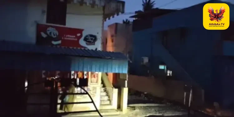 தமிழகத்தில் அறிவிக்கப்படாத தொடர் மின்வெட்டு: நள்ளிரவில் முற்றுகையிட்ட பொதுமக்களால் பரபரப்பு!