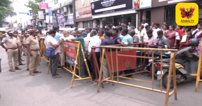 சென்னையில் பரபரப்பு: 6 மாதமாகச் சம்பளம் இல்லை! வடபழனியில் திரண்டு சரவண பவன் உணவக ஊழியர்கள் அதிரடிப் போராட்டம்!