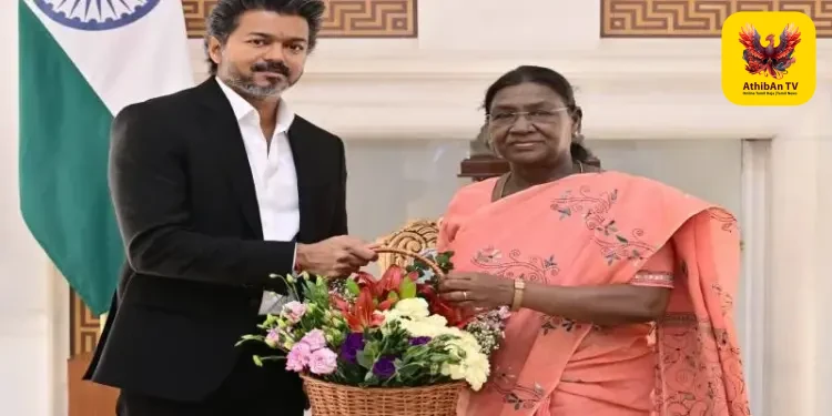டெல்லியில் குடியரசுத் தலைவர், குடியரசுத் துணைத் தலைவர் மற்றும் தேசியத் தலைவர்களை நேரில் சந்தித்தார் தமிழக முதலமைச்சர் ஜோசப் விஜய்!