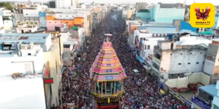 காஞ்சிபுரம் வரதராஜ பெருமாள் கோயில் வைகாசி பிரம்மோற்சவ தேரோட்டம்: அமைச்சர்கள் வடம் பிடித்தனர்!