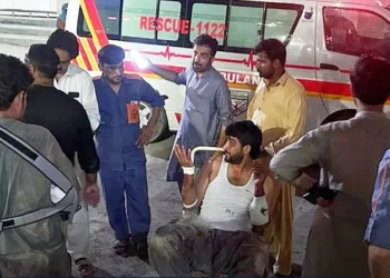 9 police personnel, 15 militants killed.