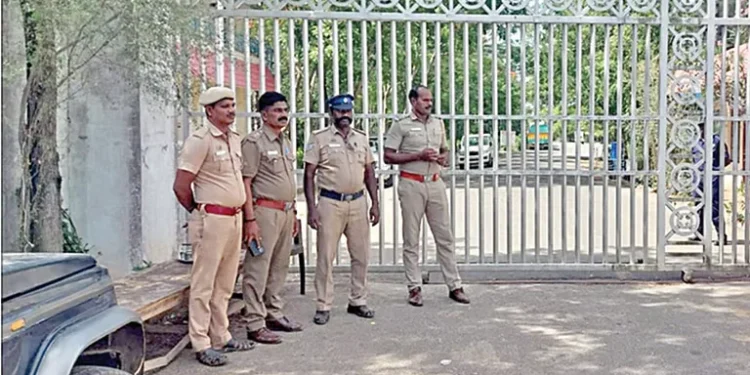 Anti-corruption police conduct raids at 45 locations. Anti-corruption police conduct raids at 45 locations.