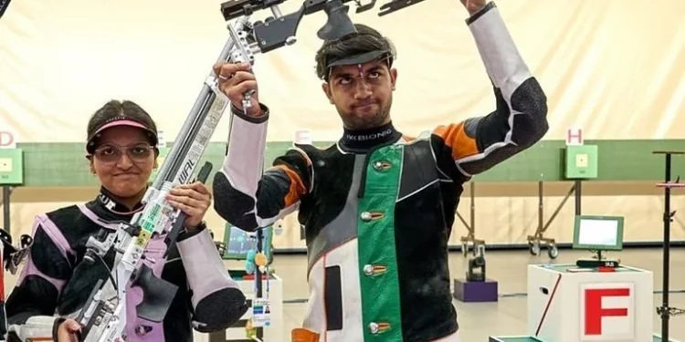 Bronze for Indian pair in shooting Bronze for Indian pair in shooting