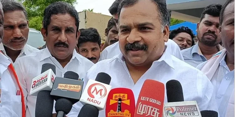 Manickam Tagore 25