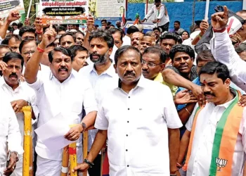 Nainar bjp90