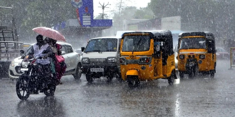Possibility of heavy rain Possibility of heavy rain