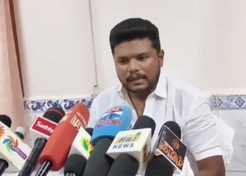 அமைச்சர் முகமது பர்வேஸ்