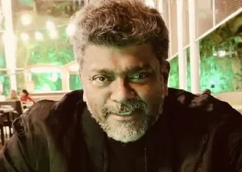 Actor Parthiban files a public