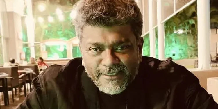 Actor Parthiban files a public