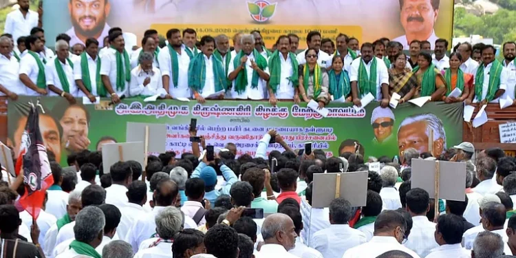 On the Cauvery issue, the TVK government neither listens to what is being said nor thinks for itself – K.P. Munusamy.