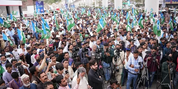 Protests across Pakistan condemning the hike in wheat and petrol prices.