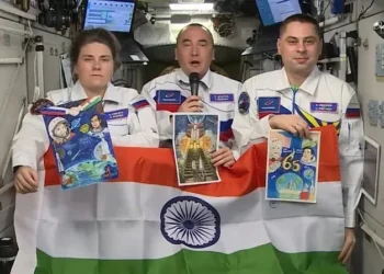 Russian cosmonauts conveyed greetings to India from the International Space Station.