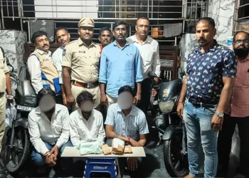 Seven arrested for attempting to smuggle narcotics special force seizes 1,000 kg.