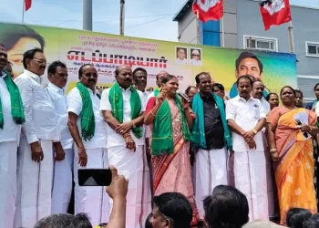 Valarmathi urges at the protest