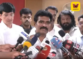 சென்னை மின்வாரிய அலுவலகத்தில் அமைச்சர் நிர்மல் குமார் அதிரடி ஆய்வு: துறையைச் சீரமைக்கவும், மக்கள் குறைகளைத் தீர்க்கவும் உறுதி!