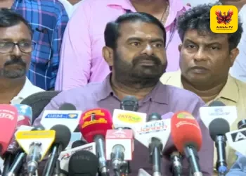 திமுக ஆட்சியைப் போல தவெக ஆட்சியிலும் வன்முறை தொடர்கிறது; ‘மாற்று அரசியல்’ இதுதானா? – சீமான் காரசாரக் கேள்வி!